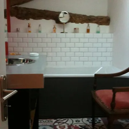 Panzió La Maison De Famille