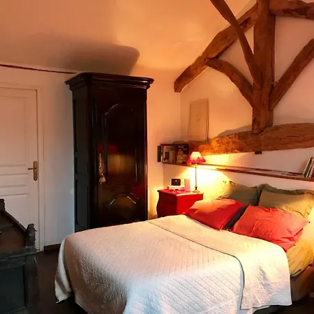 La Maison De Famille Bertric-Burée