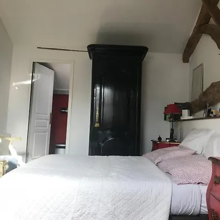 La Maison De Famille Bertric-Burée